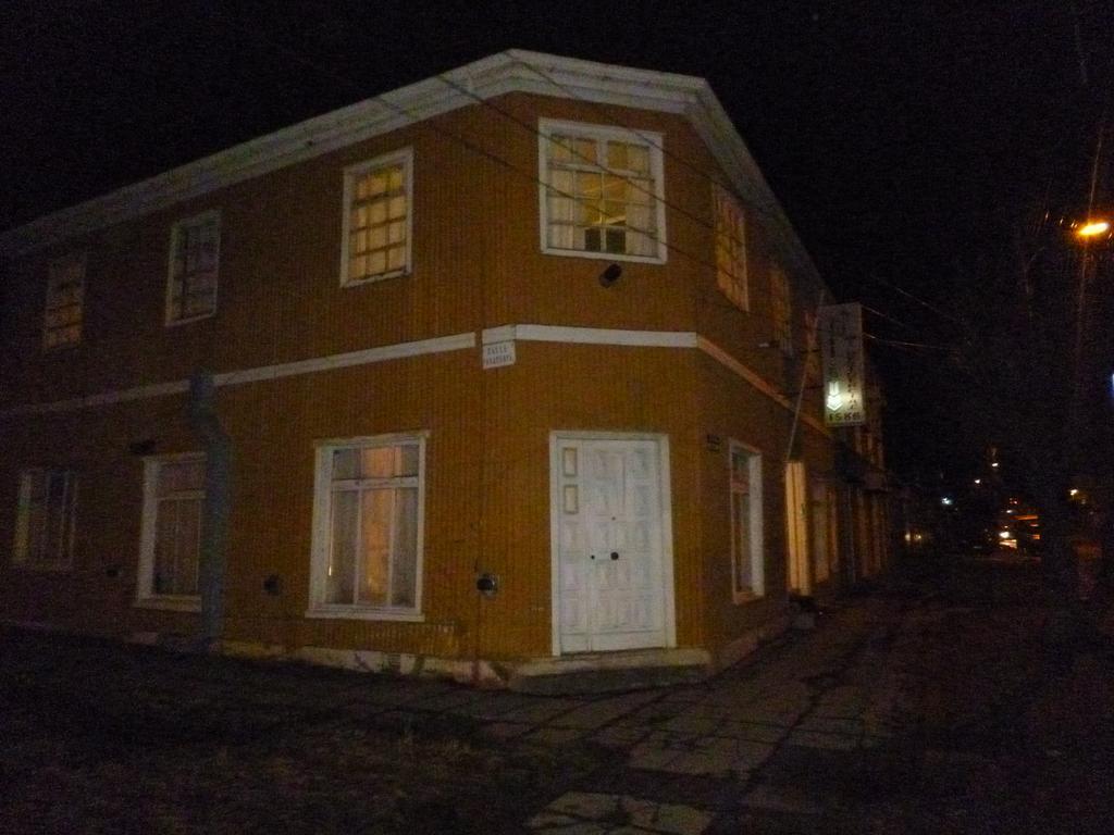 Mi Residencial Guest House Punta Arenas Exterior photo